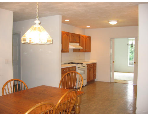5 Tiger Row Georgetown, MA 01833 - Photo 8 of 22 Gallery Image 8