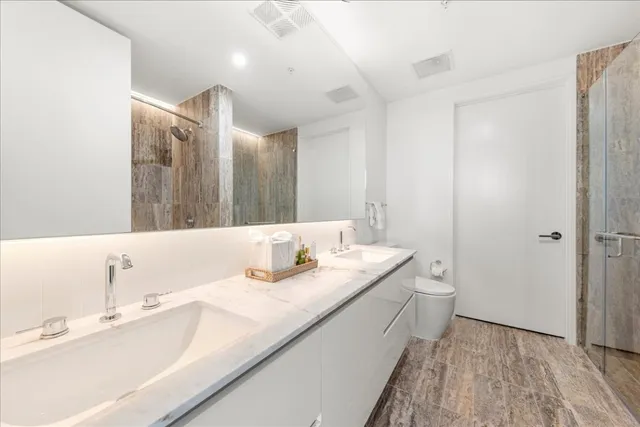 $1,195,000 | 313 West 17th Street, Unit 2405, Austin, TX 78701