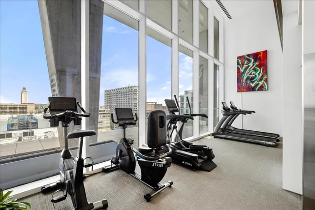 $1,195,000 | 313 West 17th Street, Unit 2405, Austin, TX 78701