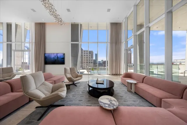 $1,195,000 | 313 West 17th Street, Unit 2405, Austin, TX 78701