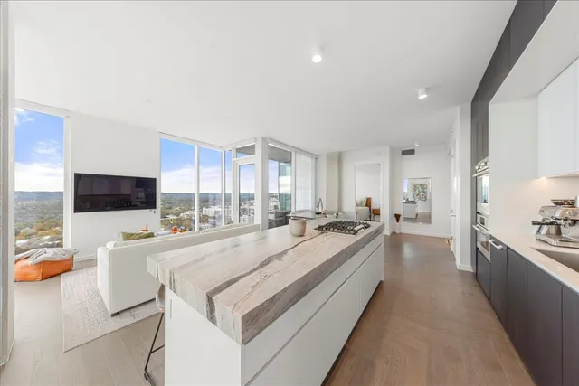 $1,195,000 | 313 West 17th Street, Unit 2405, Austin, TX 78701