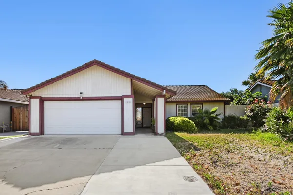 $575,000 | 1840 Village Drive, Tracy, CA 95376