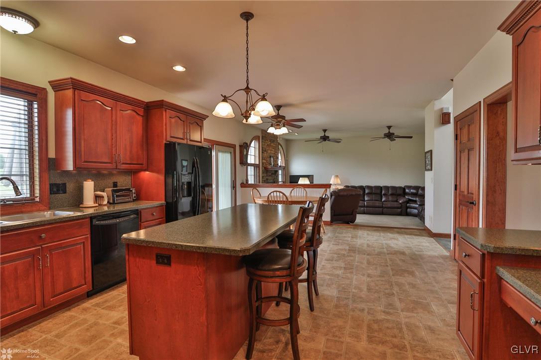 3438 Murphy Road Walnutport, PA 18088 - Photo 13 of 44 Gallery Image 13