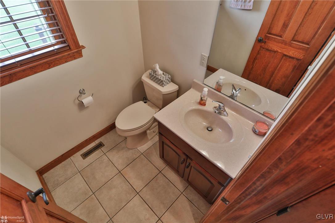 3438 Murphy Road Walnutport, PA 18088 - Photo 24 of 44 Gallery Image 24
