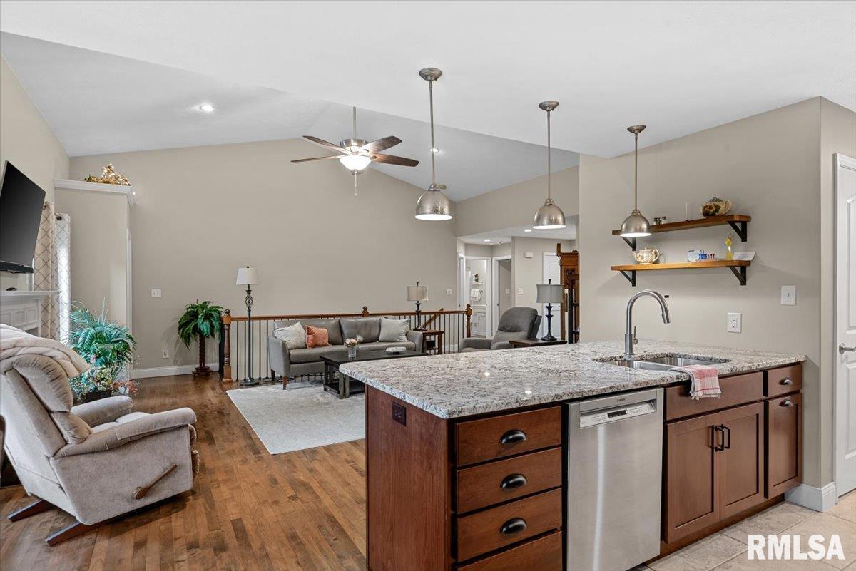 2706 Buckskin Trail Springfield, IL 62711 - Photo 10 of 47 Gallery Image 10