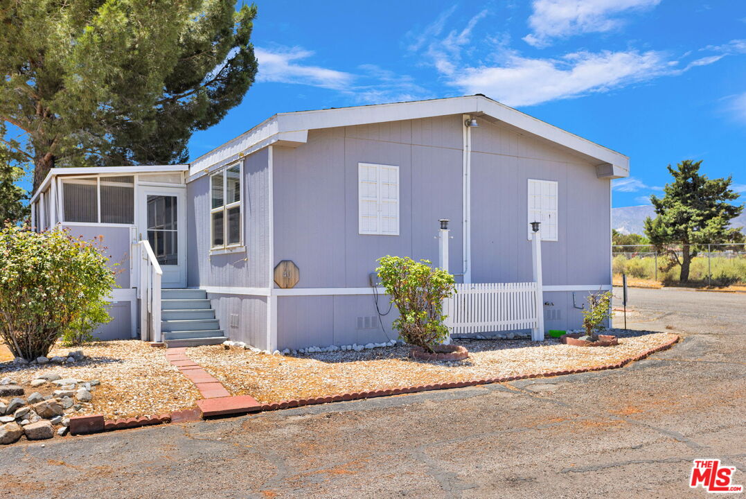 10200 Johnson Road, Unit 40 Phelan, CA 92371 - Photo 2 of 45
