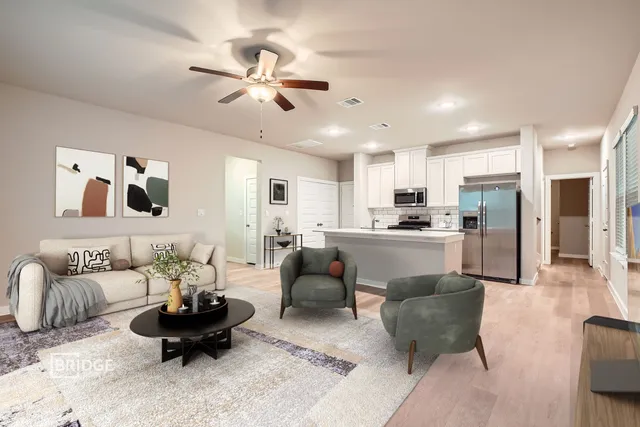 $1,895 | 371 Huisache Street, Lake Jackson, TX 77566