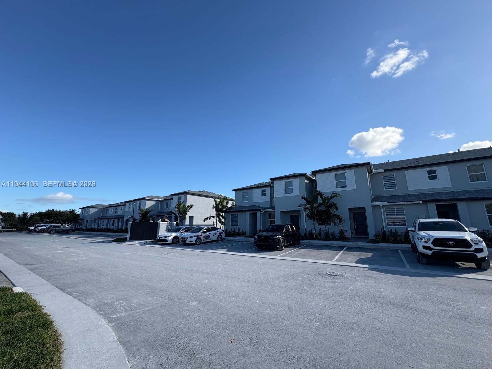 12168 Southwest 268th Street Homestead, FL 33032 - Photo 31 of 36