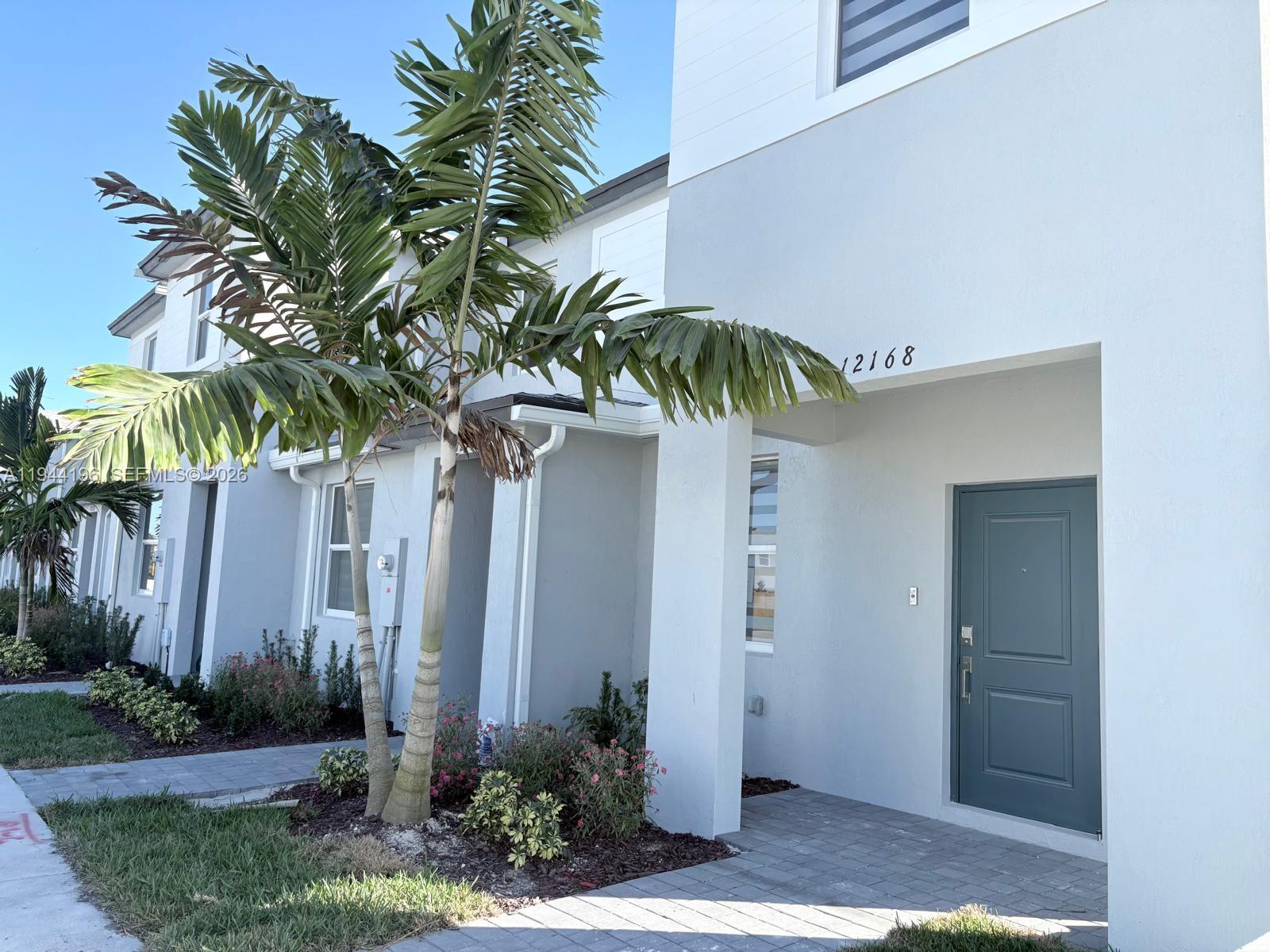 12168 Southwest 268th Street Homestead, FL 33032 - Photo 5 of 36