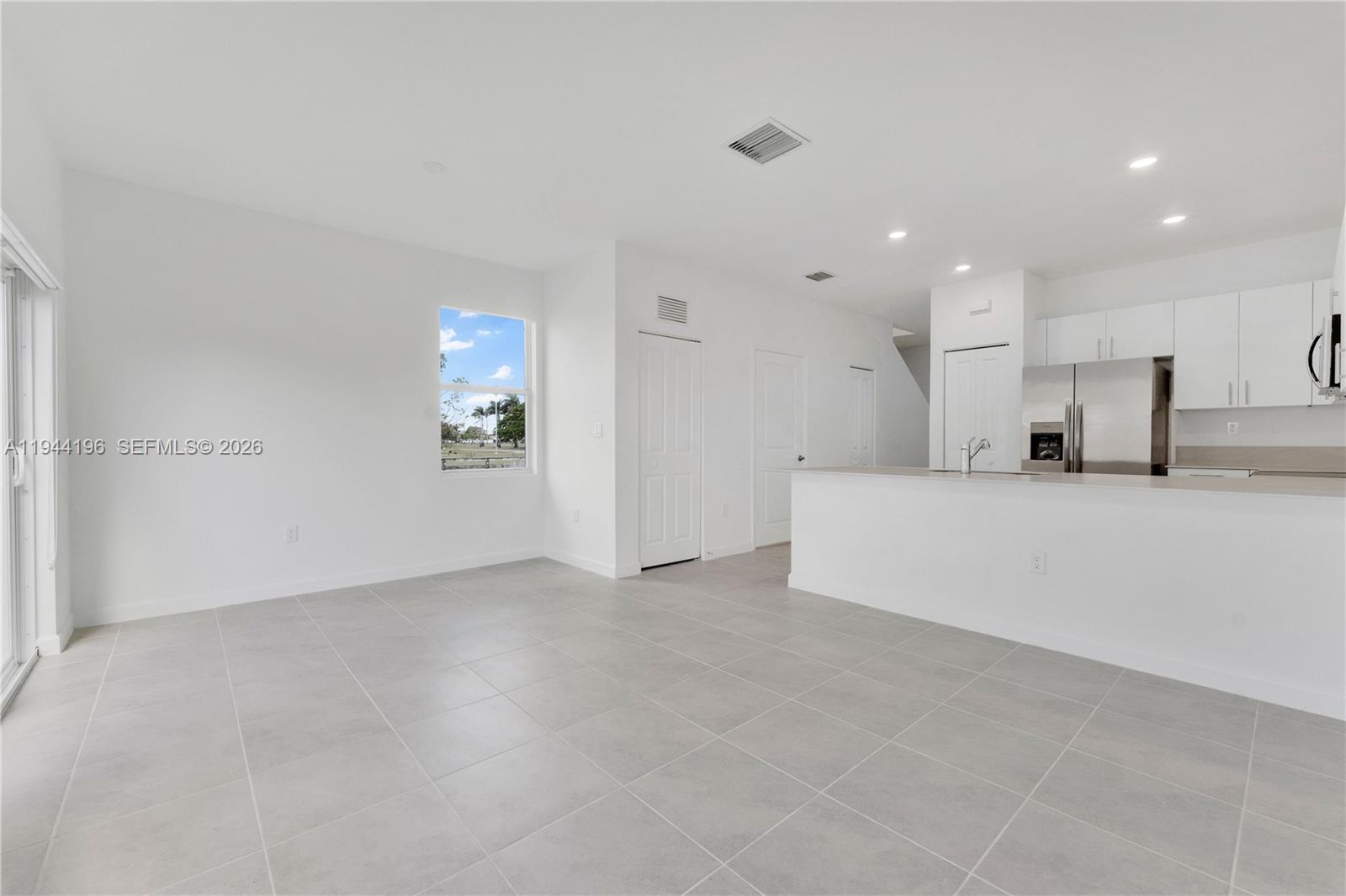 12168 Southwest 268th Street Homestead, FL 33032 - Photo 9 of 27