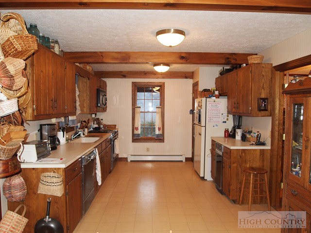 2424 Bald Knob Road Sparta, NC 28675 - Photo 27 of 31 Gallery Image 27