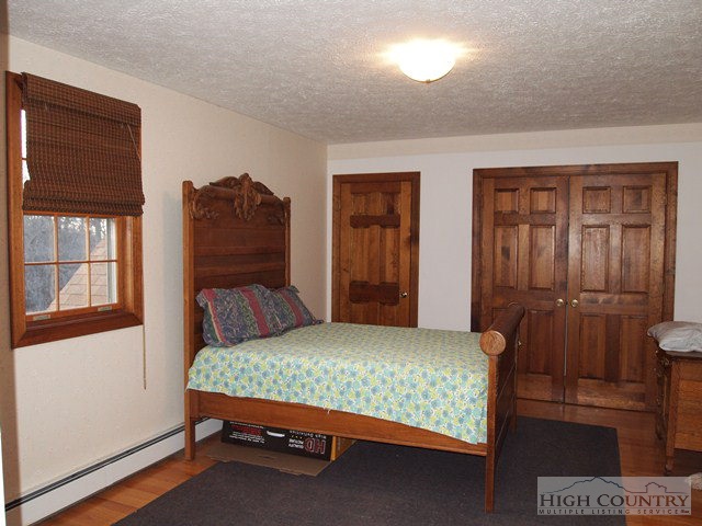 2424 Bald Knob Road Sparta, NC 28675 - Photo 3 of 31 Gallery Image 3