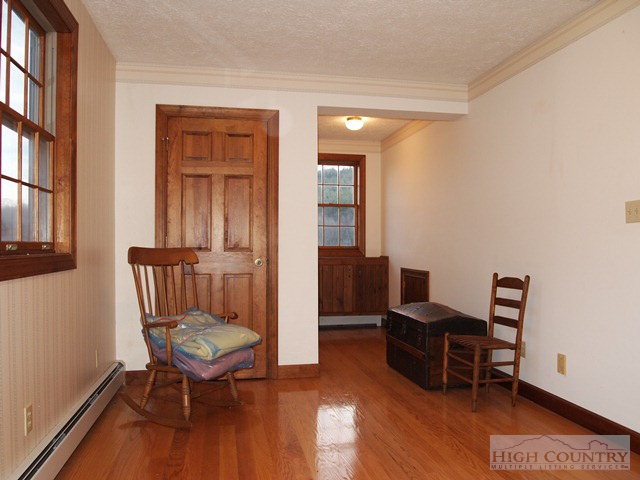 2424 Bald Knob Road Sparta, NC 28675 - Photo 7 of 31 Gallery Image 7