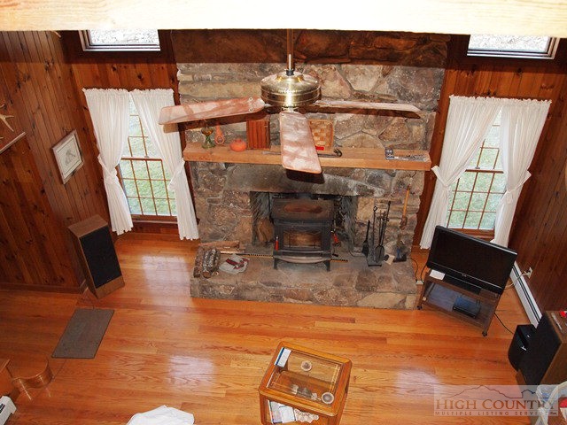 2424 Bald Knob Road Sparta, NC 28675 - Photo 9 of 31 Gallery Image 9