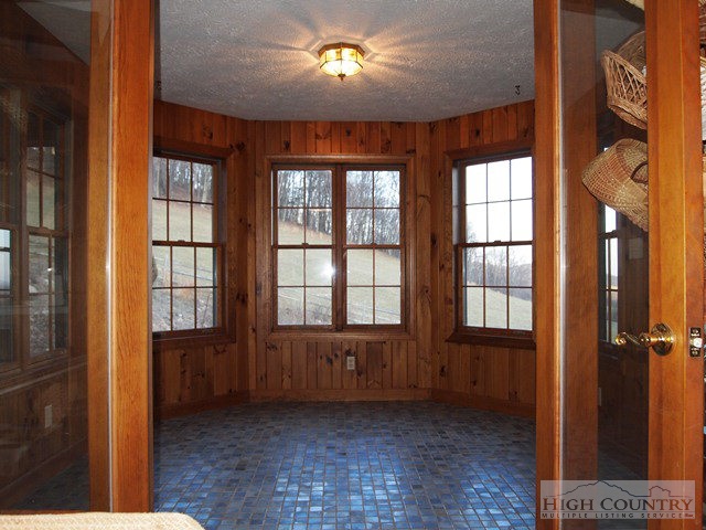 2424 Bald Knob Road Sparta, NC 28675 - Photo 10 of 31 Gallery Image 10