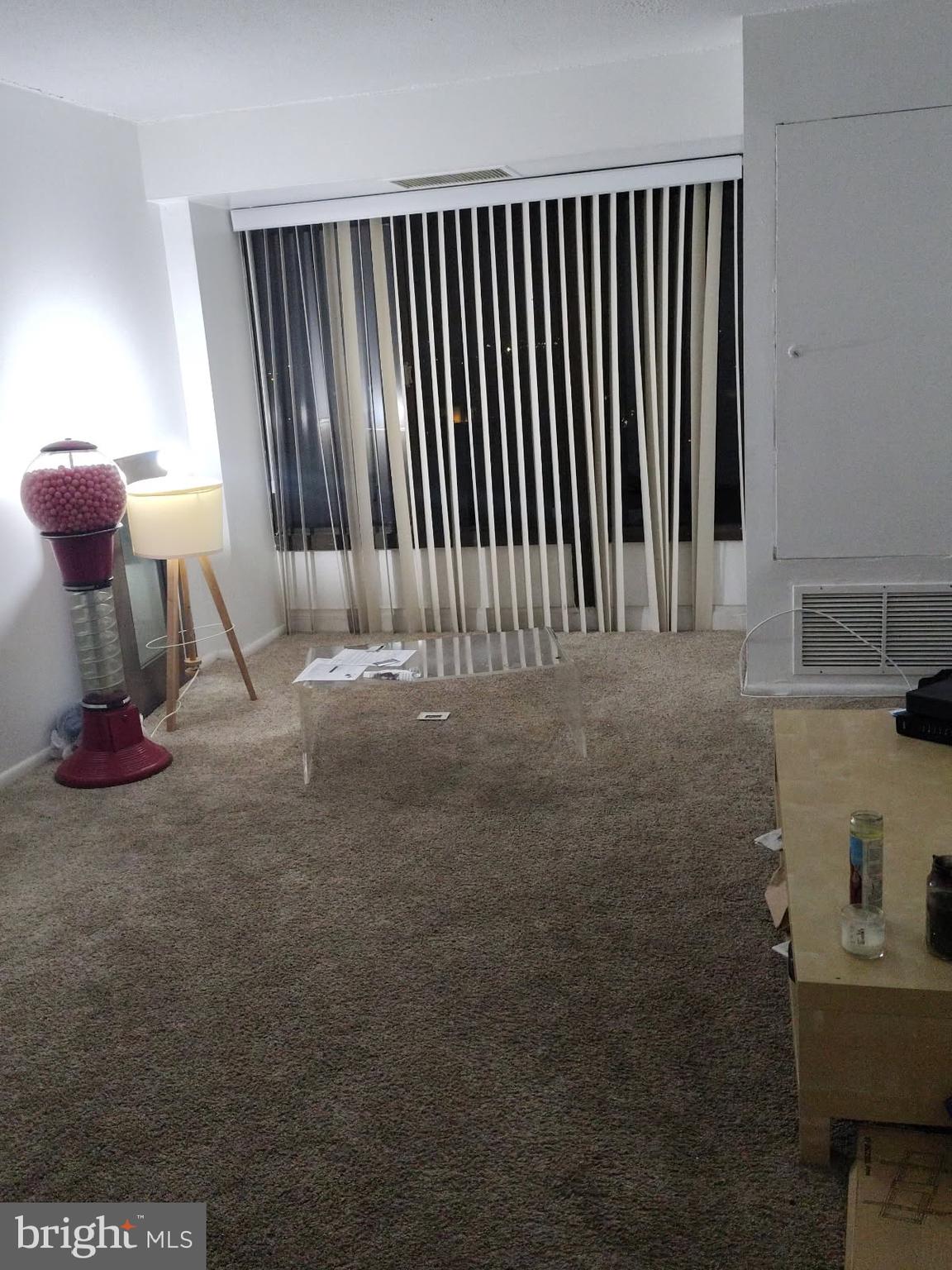 2001 Hamilton Street, Unit 1621 Philadelphia, PA 19130 - Photo 2 of 8