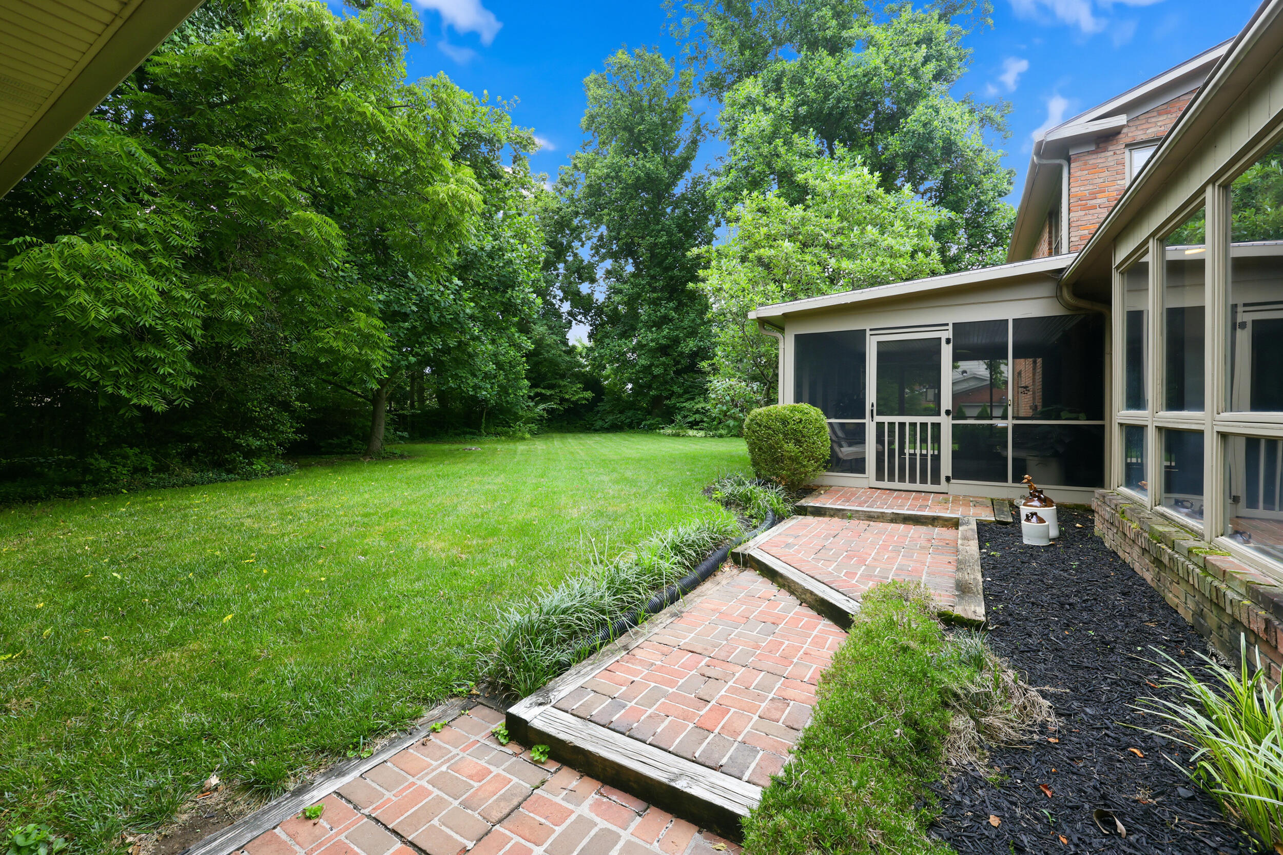 821 Cahaba Road Lexington, KY 40502 - Photo 46 of 49 img_3537