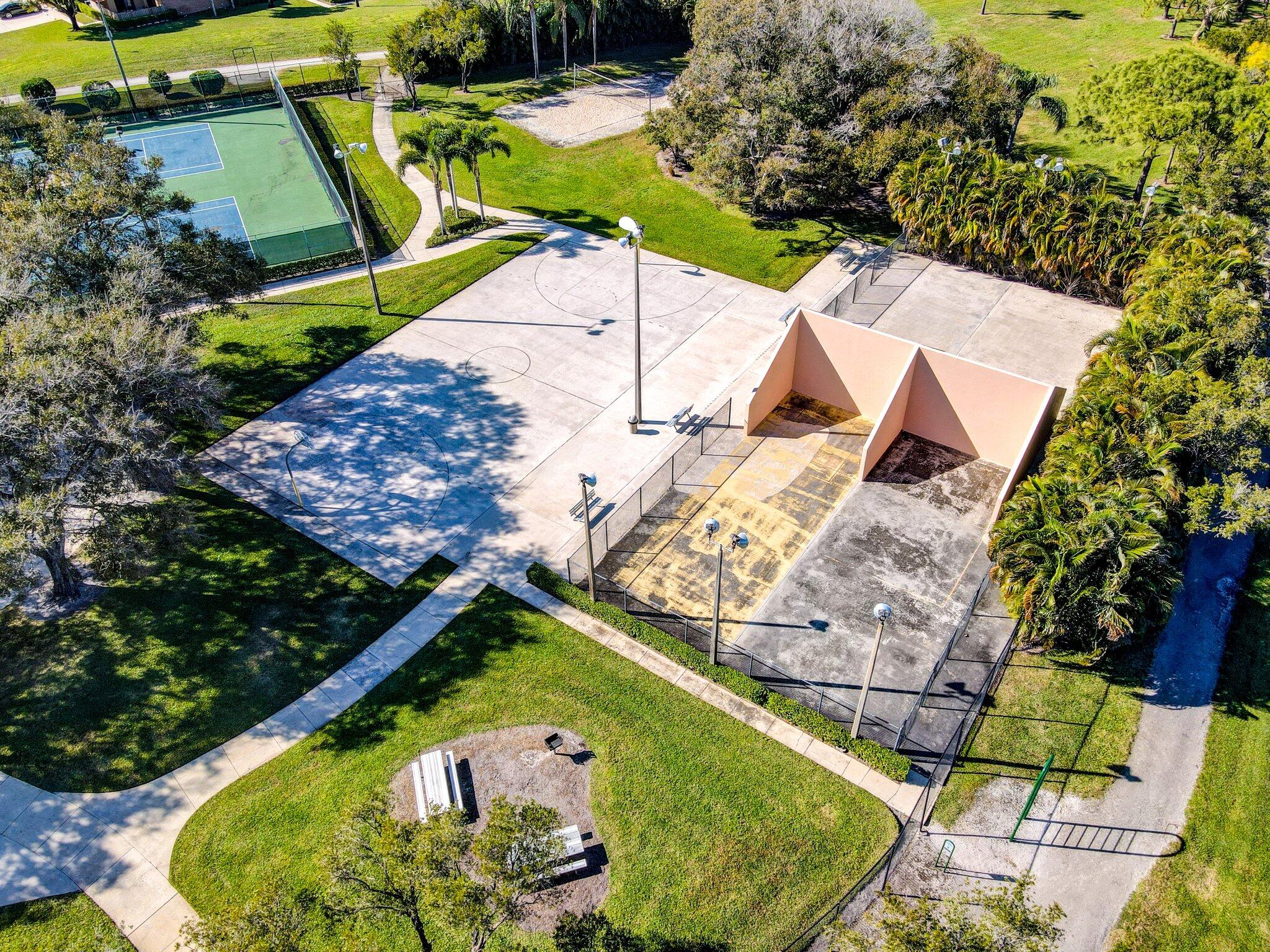 318 3rd Way West Palm Beach, FL 33407 - Photo 25 of 26 an aerial view of a house