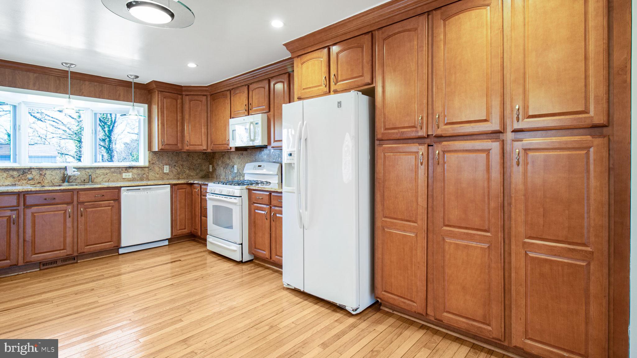8708 Edmonston Road Berwyn Heights, MD 20740 - Photo 11 of 43 Gallery Image 11