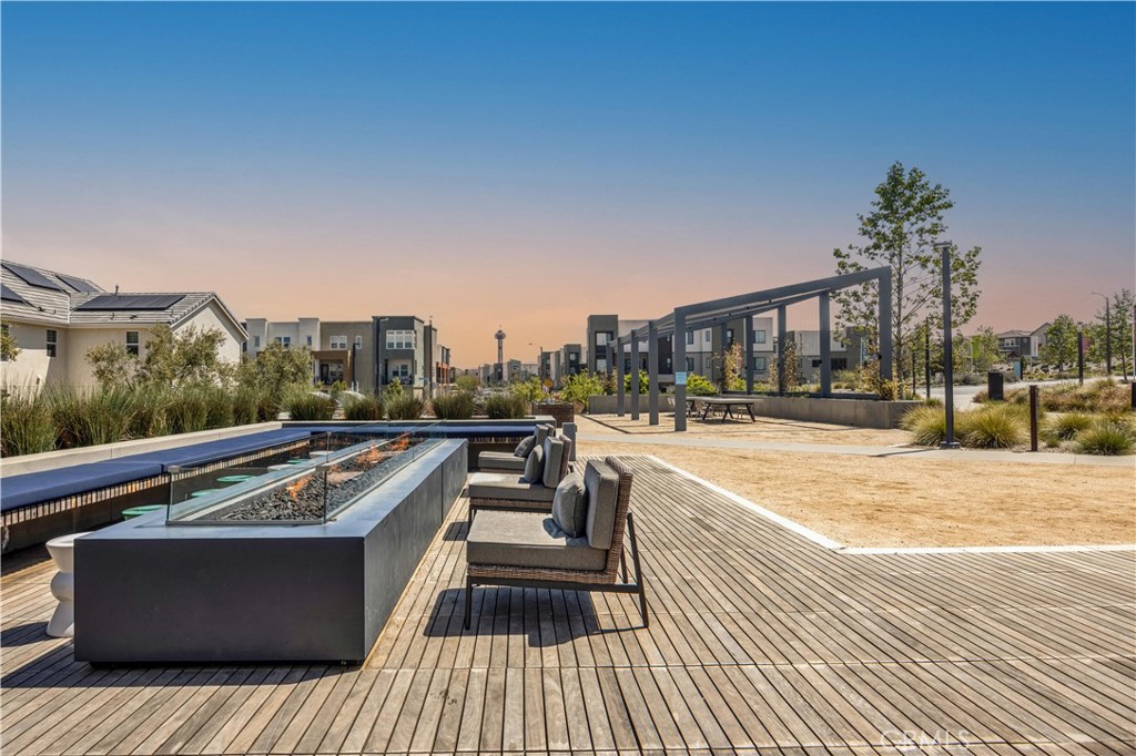 27641 Ensemble Place Valencia, CA 91381 - Photo 30 of 31