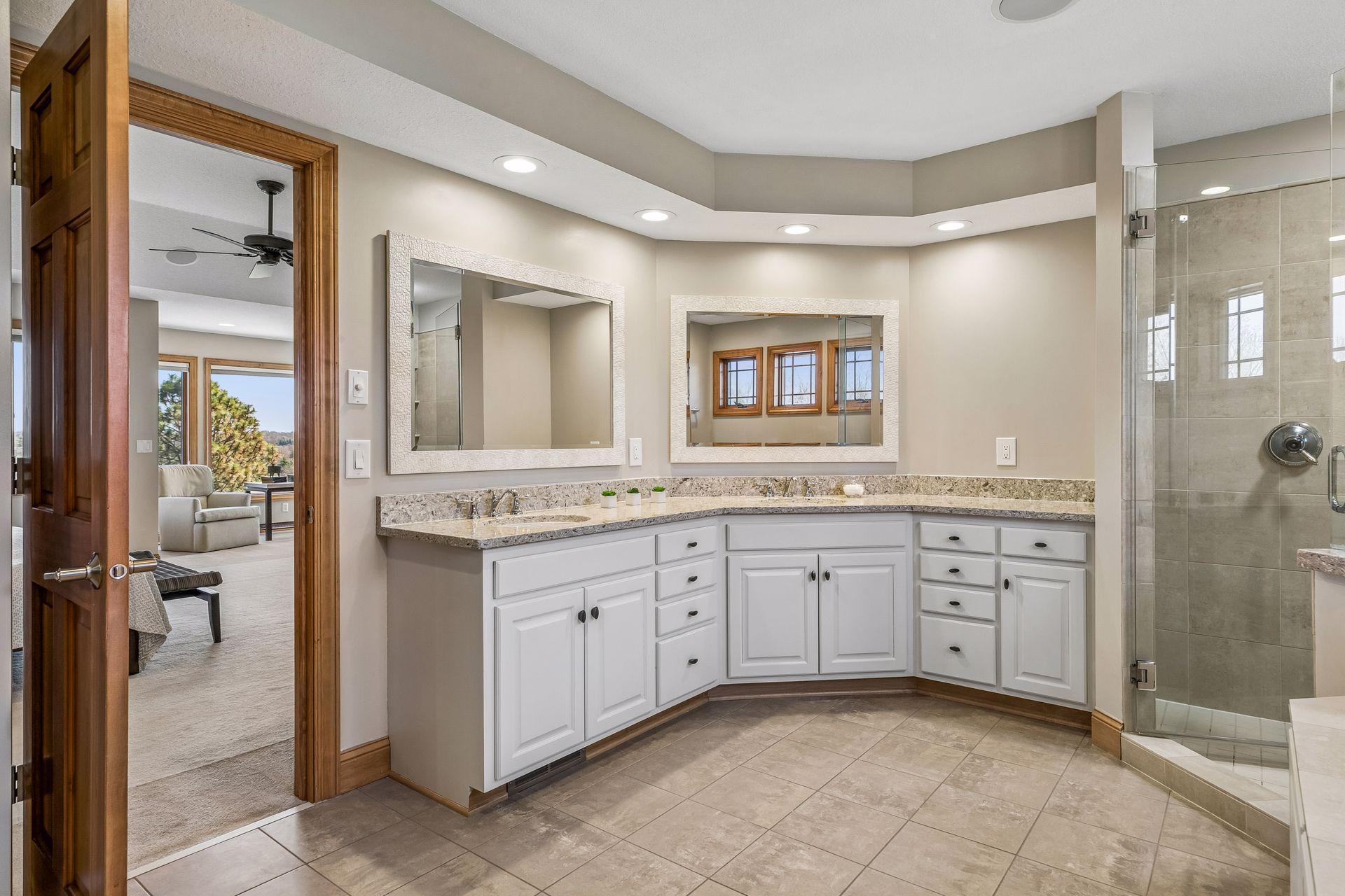 3717 Fairway Point Woodbury, MN 55125 - Photo 51 of 89