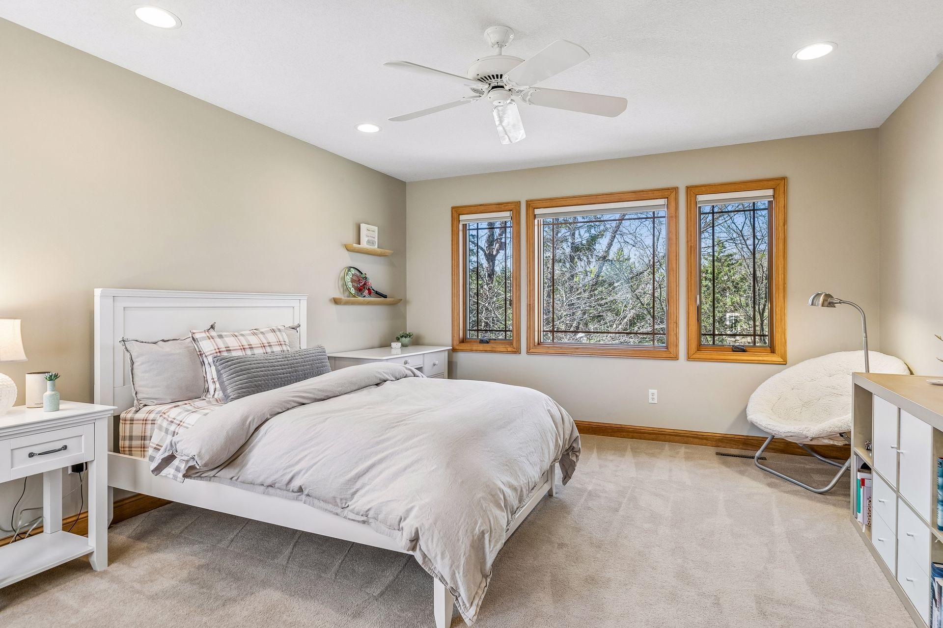 3717 Fairway Point Woodbury, MN 55125 - Photo 56 of 89