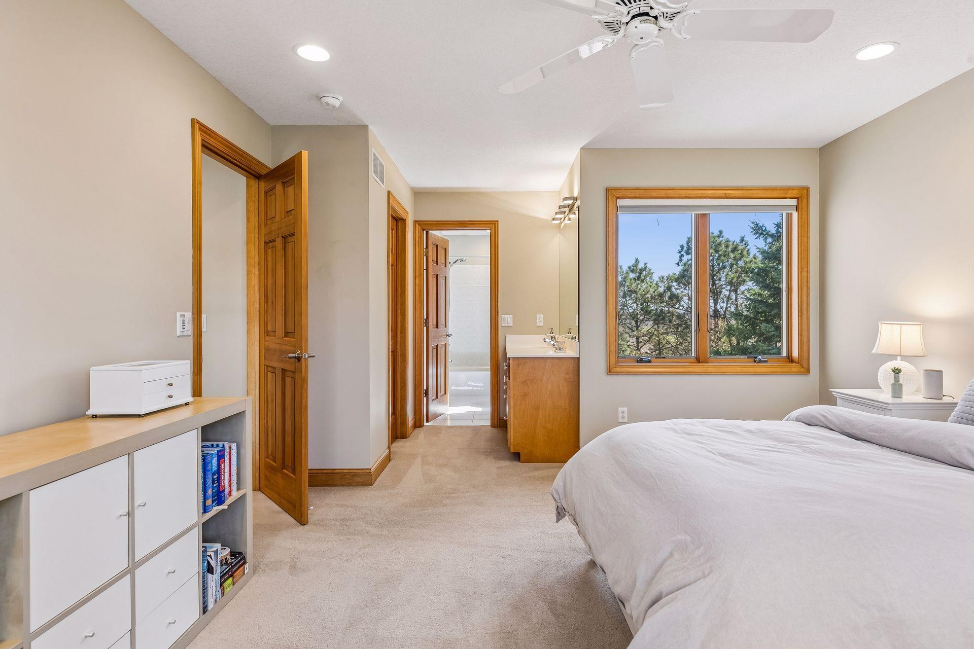 3717 Fairway Point Woodbury, MN 55125 - Photo 57 of 89