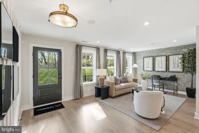 $1,090,000 | 402 Pennybrook Court, Flourtown, PA 19031