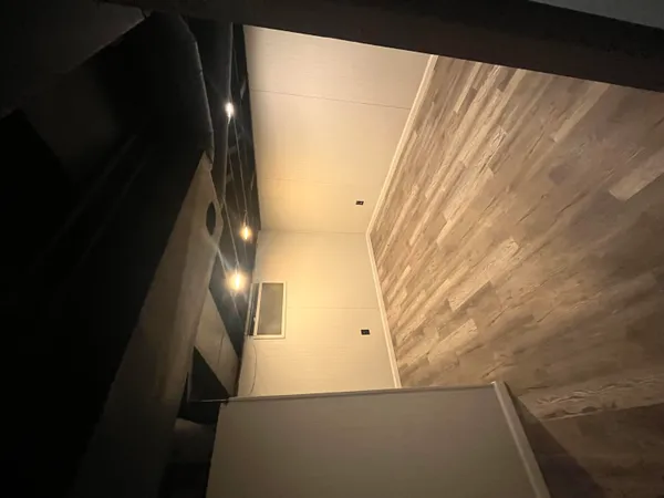 $1,700 | 19186 Sunderland Road, Detroit, MI 48219