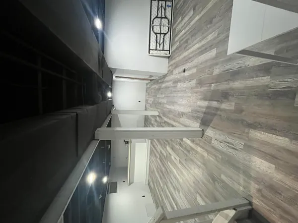 $1,700 | 19186 Sunderland Road, Detroit, MI 48219