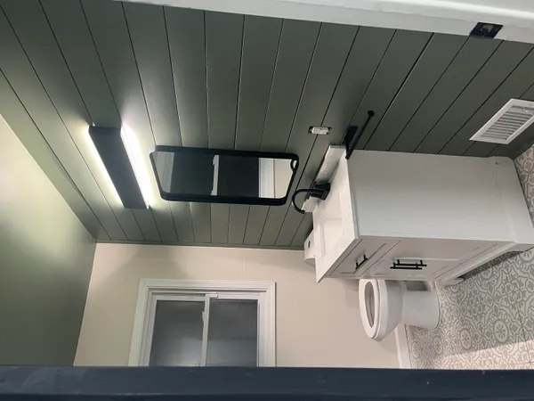 $1,700 | 19186 Sunderland Road, Detroit, MI 48219