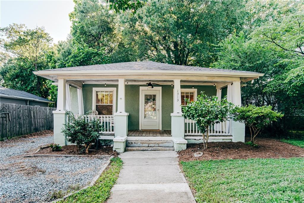 1313 Prescott Place High Point, NC 27262 - Photo 1 of 25