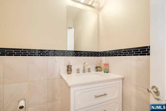 157 Woodridge Street Wood-Ridge, NJ 07075 - Photo 22 of 47