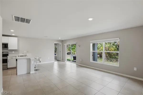 $212,000 | 5013 Placid Lane, LaBelle, FL 33935