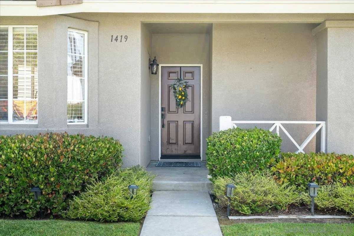 1419 Santa Rita East Chula Vista, CA 91913 - Photo 4 of 40