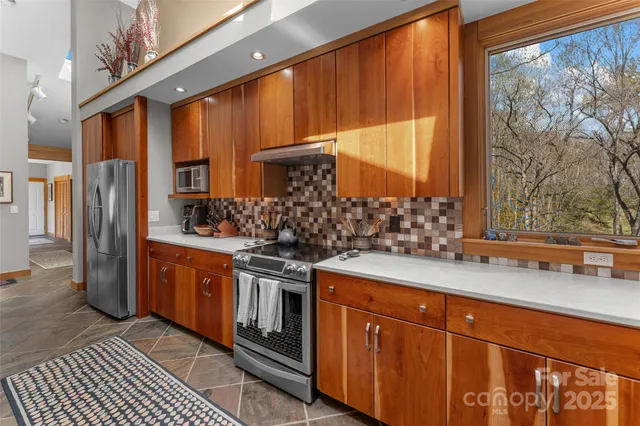 $1,575,000 | 466 Sweetwater Lane, Pisgah Forest, NC 28768