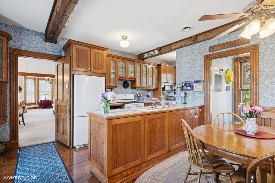 314 Washington Street Algonquin, IL 60102 - Photo 12 of 32