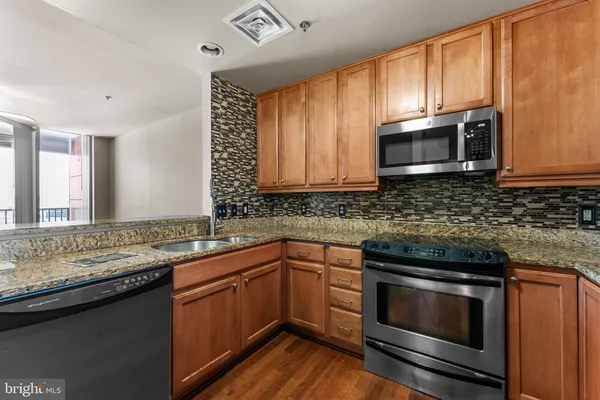 $319,000 | 105 Christina Landing Drive, Unit 1108, Wilmington, DE 19801