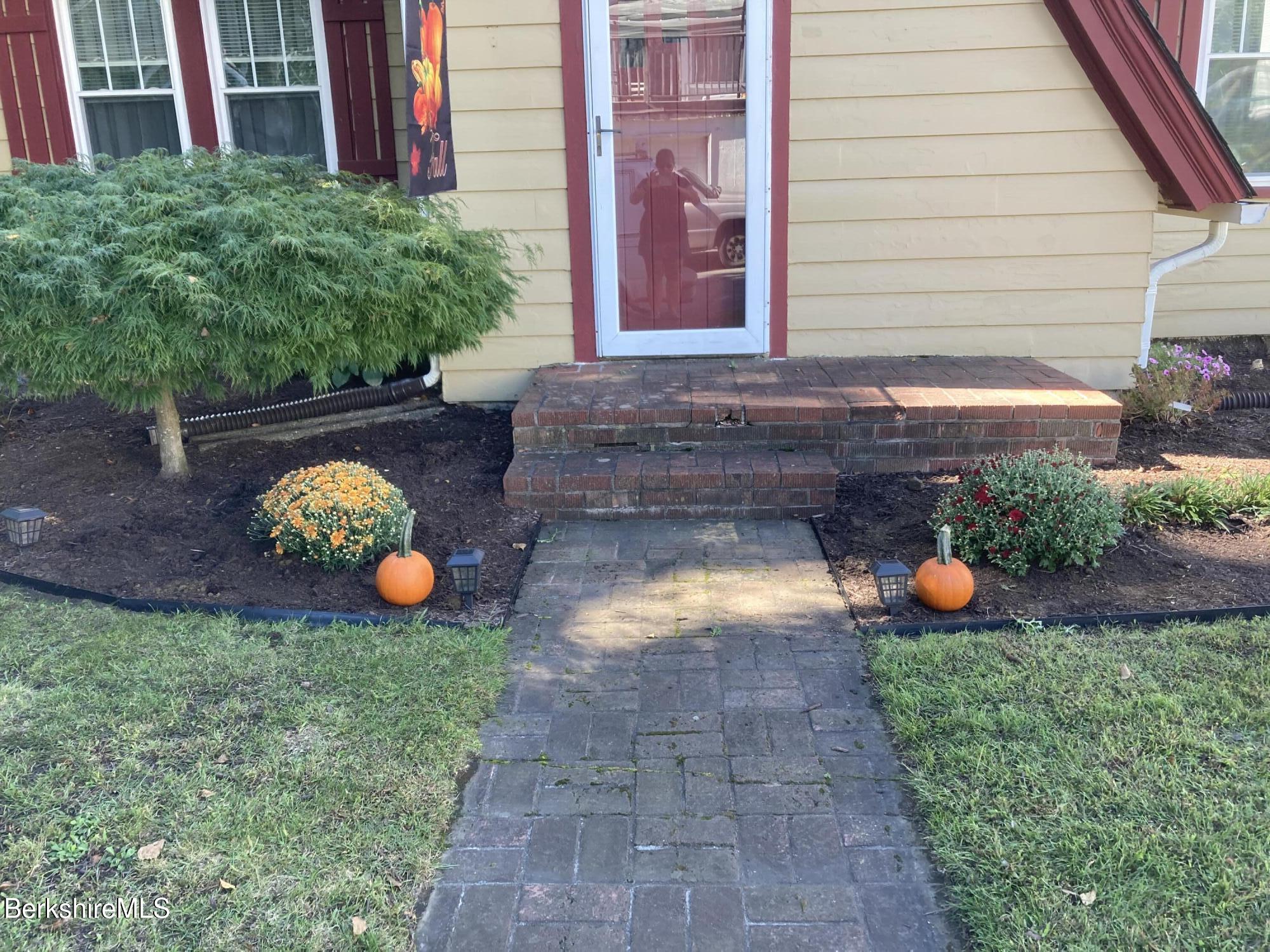 12 2nd Street Adams, MA 01220 - Photo 35 of 35 IMG_0120