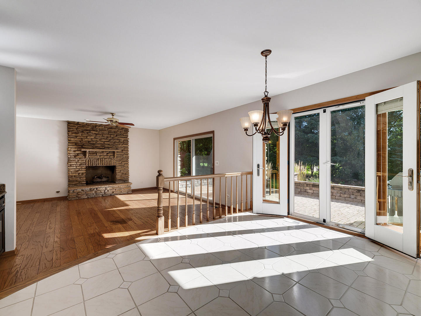 751 Woodcrest Lane Lemont, IL 60439 - Photo 13 of 31