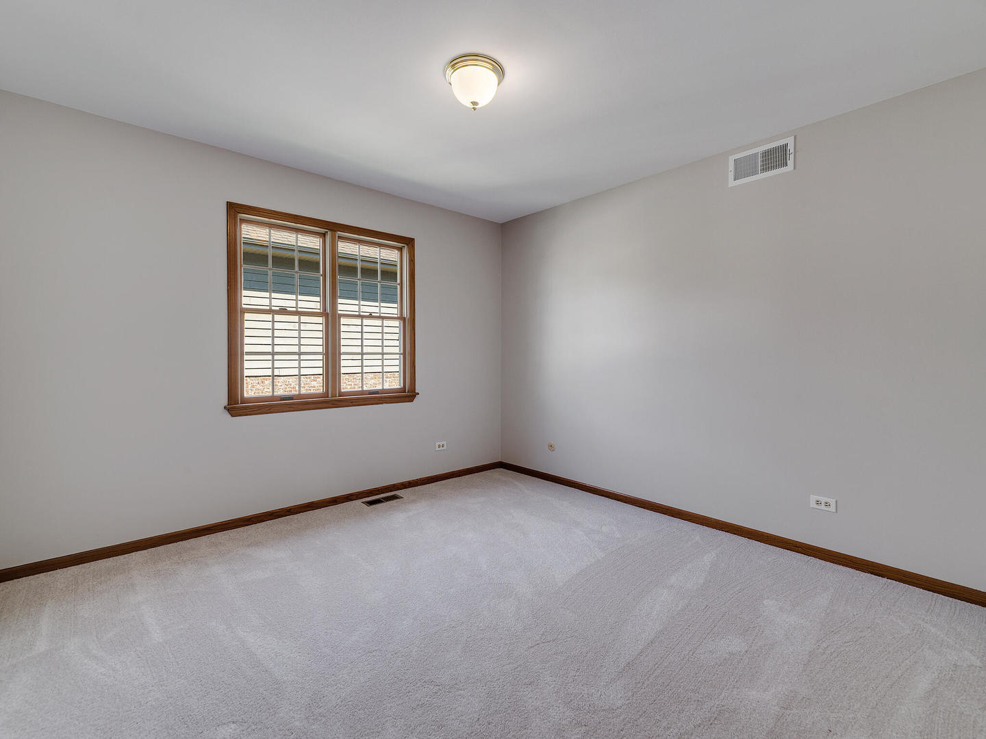 751 Woodcrest Lane Lemont, IL 60439 - Photo 23 of 31