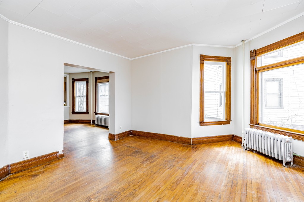 17 Marble Street Springfield, MA 01105 - Photo 11 of 37