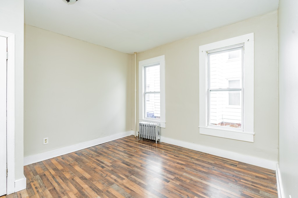 17 Marble Street Springfield, MA 01105 - Photo 13 of 37