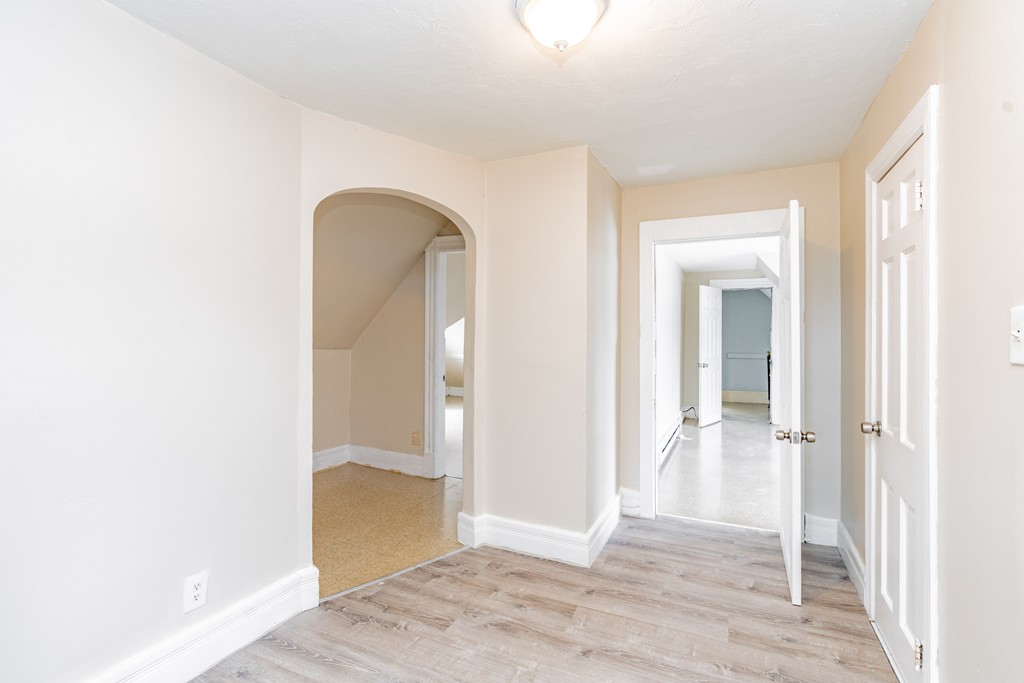 17 Marble Street Springfield, MA 01105 - Photo 32 of 37