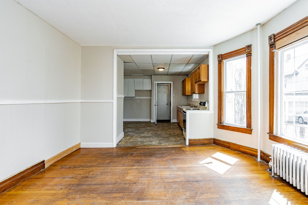 17 Marble Street Springfield, MA 01105 - Photo 6 of 37