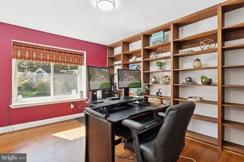 $1,275,000 | 8033 Cypress Grove Lane, Cabin John, MD 20818