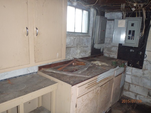 14 Milton Street Springfield, MA 01151 - Photo 13 of 20