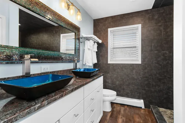 $1,195,000 | 17 Highwoods Drive, Unit 16 AND 17, Intervale, NH 03845