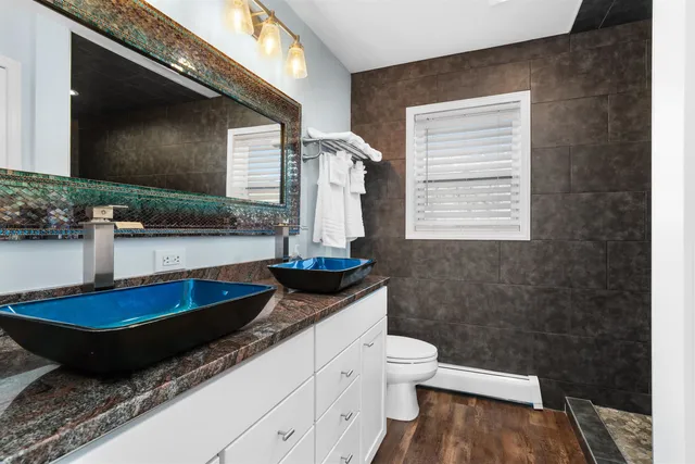 $1,249,000 | 17 Highwoods Drive, Unit 16 AND 17, Intervale, NH 03845