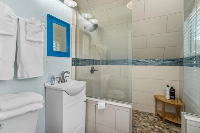 $1,249,000 | 17 Highwoods Drive, Unit 16 AND 17, Intervale, NH 03845